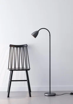 Trotsig gulvlampe