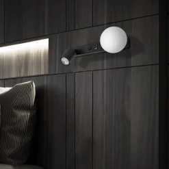 Vox vegglampe med USB