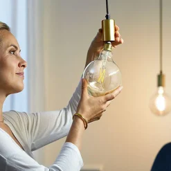 WiZ E27 Lyspære filament G125 6,7W Wifi - Justerbar fargetemperatur 2700-6500 Kelvin