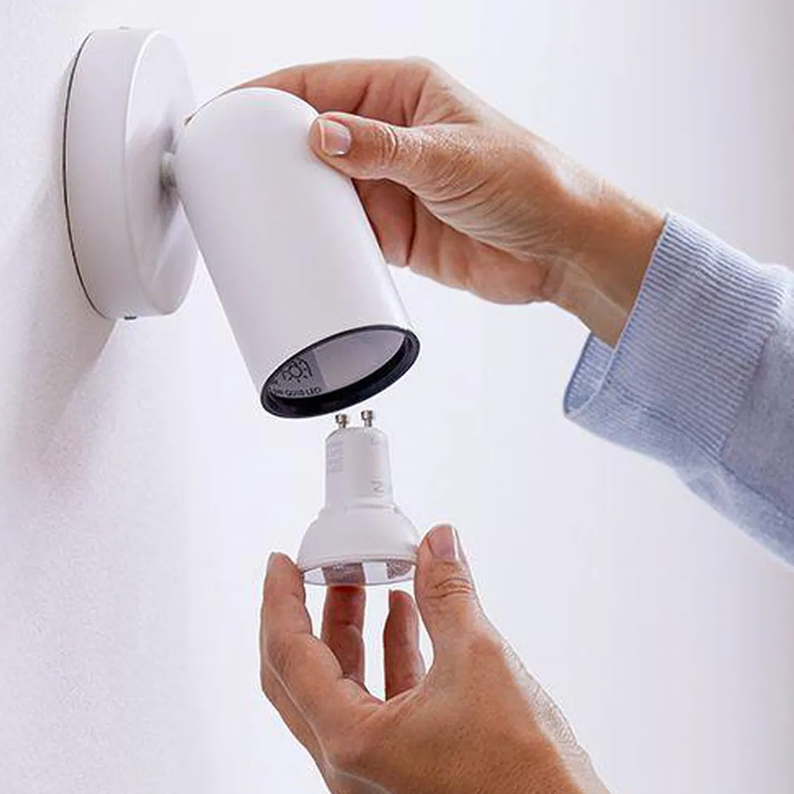 WiZ GU10 Lyspære 4,9W Wifi - Fullfarge